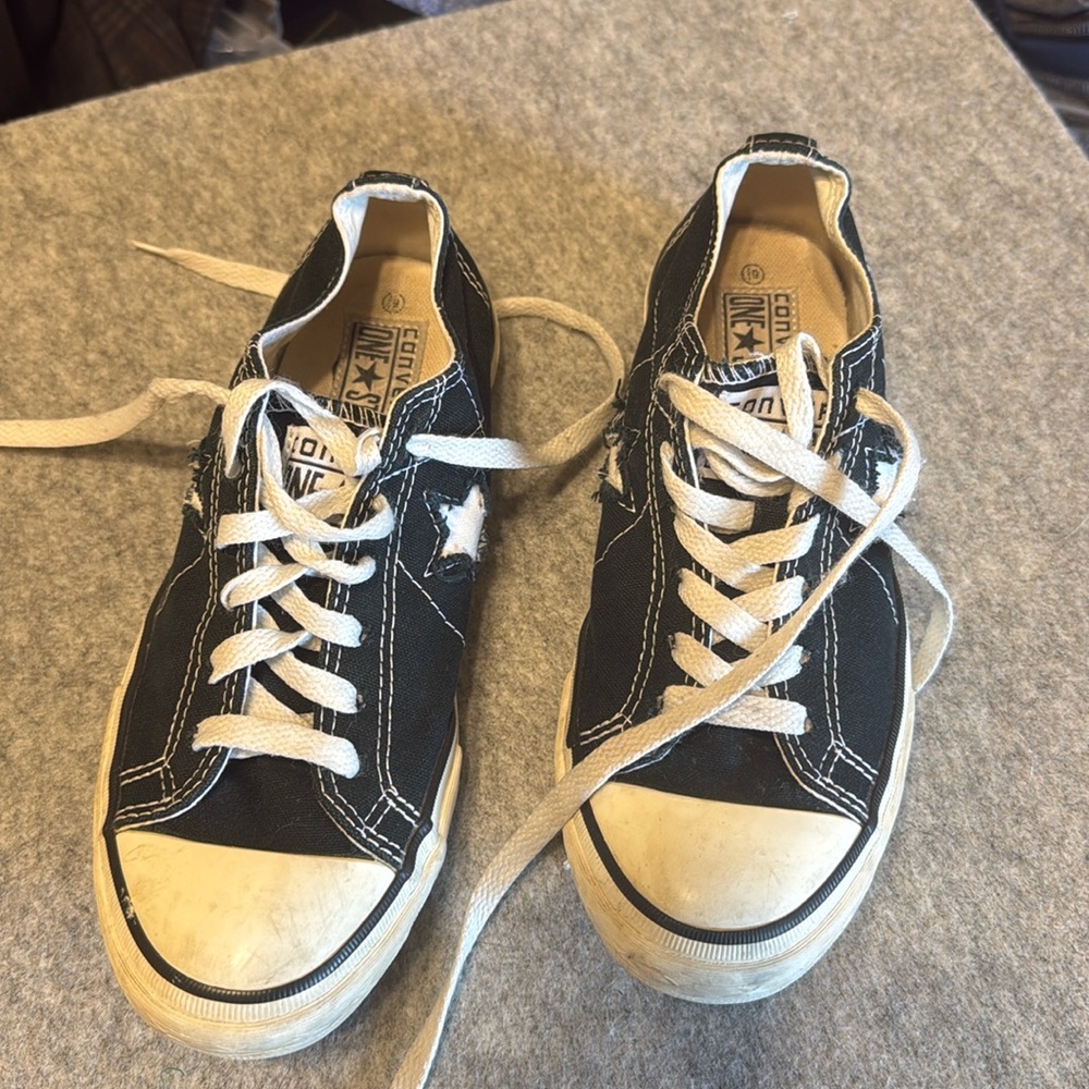 Converse All Star black and white shoes 6.5